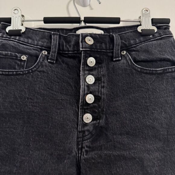 Abercrombie & Fitch Women's 25/0 High Rise 4" Shorts Black Denim - Picture 8 of 10